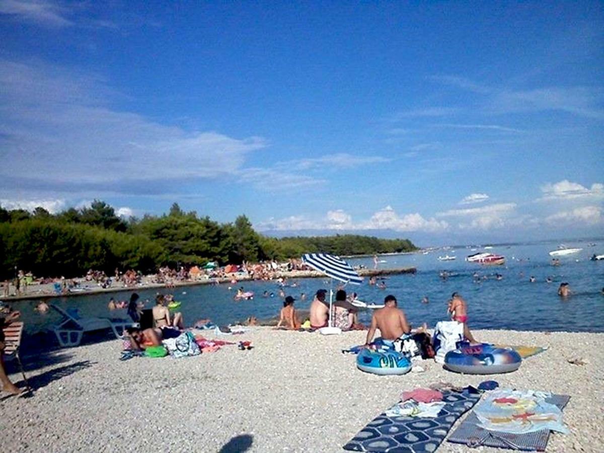 Apartment Kamelia Vir Zewnętrze zdjęcie